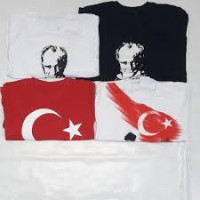 Atatürk ve Ay Yıldız Baskılı Uzun Kollu Beyaz Tişört